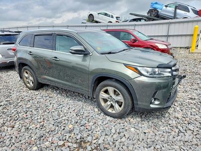 Czwarte zdjęcie samochodu z boku: 2019 TOYOTA HIGHLANDER LIMITED VIN:5TDDZRFH4KS922117 - miniatura