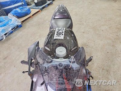 Piąte zdjęcie samochodu w środku: 2003 BUELL FIREBOLT XB9R VIN:4MZAX12J333402279 - miniatura