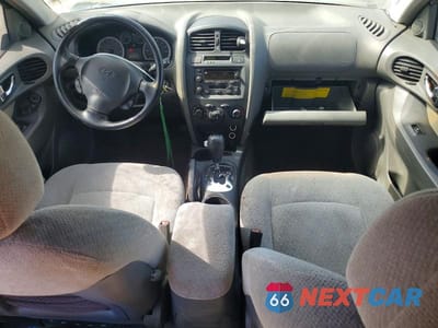 Zdjęcie 8 z 13 samochodu: 2005 HYUNDAI SANTA FE GLS VIN:KM8SC13D75U934141 - miniatura