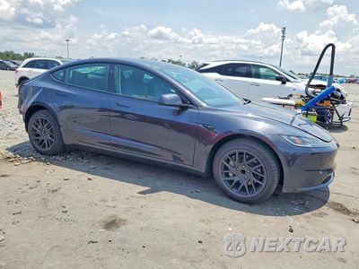 Czwarte zdjęcie samochodu z boku: 2026 TESLA MODEL 3 VIN:5YJ3E1EA8TF122682 - miniatura