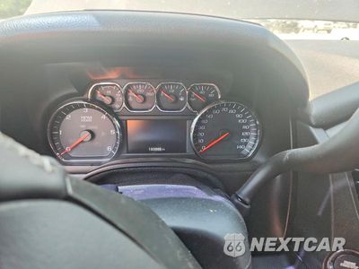 Zdjęcie 9 z 13 samochodu: 2015 CHEVROLET TAHOE K1500 LT VIN:1GNSKBKC3FR124670 - miniatura