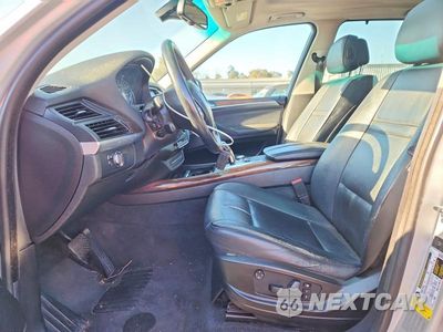 Zdjęcie 7 z 13 samochodu: 2009 BMW X5 XDRIVE30I VIN:5UXFE43519L263151 - miniatura