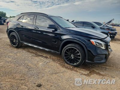 Czwarte zdjęcie samochodu z boku: 2019 MERCEDES-BENZ GLA 250 VIN:WDCTG4EB6KJ535769 - miniatura