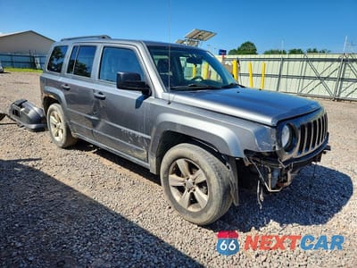 Czwarte zdjęcie samochodu z boku: 2012 JEEP PATRIOT SPORT VIN:1C4NJPBB6CD566235 - miniatura