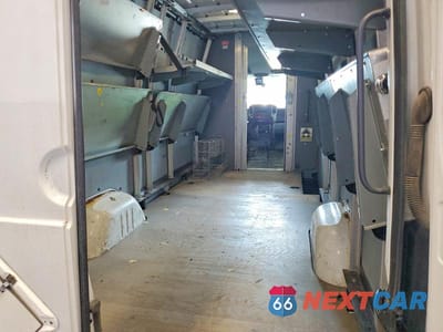 Zdjęcie 10 z 13 samochodu: 2014 MERCEDES-BENZ SPRINTER 2500 DELIVERY VAN VIN:WD3PE8DE4E5897381 - miniatura