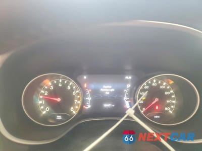 Zdjęcie 9 z 14 samochodu: 2018 JEEP COMPASS LATITUDE VIN:3C4NJDBB4JT360076 - miniatura