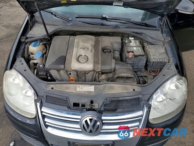 Zdjęcie 11 z 12 samochodu: 2009 VOLKSWAGEN JETTA SE VIN:3VWRM71K29M162210 - miniatura