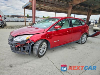 2015 FORD FOCUS BEV 1FADP3R43FL222095 - główne zdjęcie licytacji z USA - miniatura