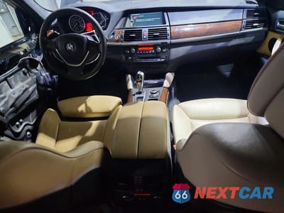 Zdjęcie 8 z 12 samochodu: 2013 BMW X6 XDRIVE35I VIN:5UXFG2C55DL786695 - miniatura
