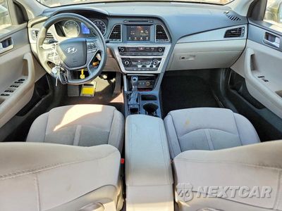 Zdjęcie 8 z 12 samochodu: 2016 HYUNDAI SONATA SE VIN:5NPE24AF6GH283267 - miniatura