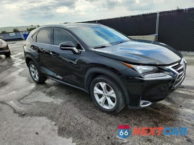 Czwarte zdjęcie samochodu z boku: 2017 LEXUS NX 200T BASE VIN:JTJYARBZ9H2078175 - miniatura