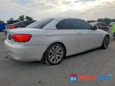 Trzecie zdjęcie samochodu z tyłu: 2011 BMW 328 I SULEV VIN:WBADW7C57BE728174 - miniatura