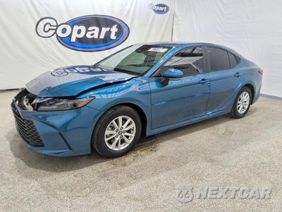 2025 TOYOTA CAMRY LE 4T1DAACK8SU140774 - główne zdjęcie licytacji z USA - miniatura