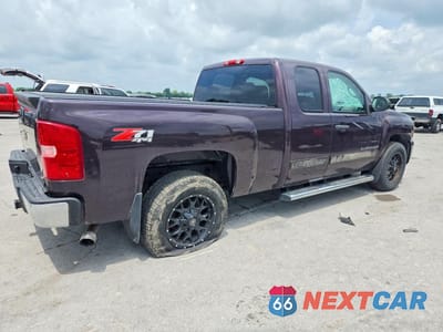Trzecie zdjęcie samochodu z tyłu: 2008 CHEVROLET SILVERADO K1500 VIN:2GCEK19J581139218 - miniatura