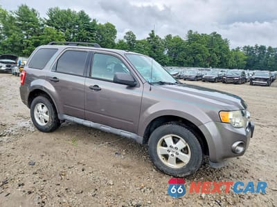 Czwarte zdjęcie samochodu z boku: 2012 FORD ESCAPE XLT VIN:1FMCU9D77CKB89070 - miniatura