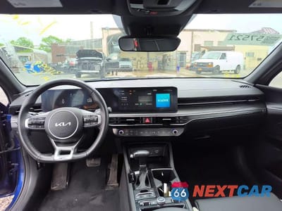 Zdjęcie 9 z 14 samochodu: 2025 KIA K5 GT LINE VIN:KNAG64J77S5283466 - miniatura