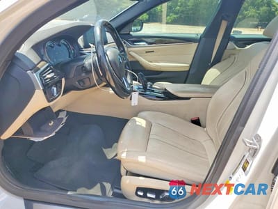 Zdjęcie 7 z 12 samochodu: 2019 BMW 530 I VIN:WBAJA5C55KWW10446 - miniatura