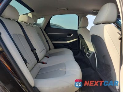 Zdjęcie 10 z 12 samochodu: 2025 HYUNDAI SONATA HYBRID SEL VIN:KMHL34JJ1SA123561 - miniatura