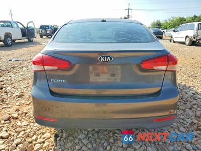 Zdjęcie 6 z 12 samochodu: 2018 KIA FORTE LX VIN:3KPFK4A7XJE175355 - miniatura
