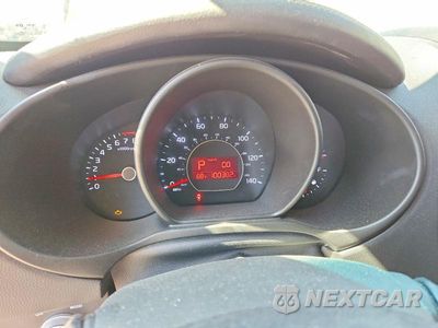 Zdjęcie 9 z 13 samochodu: 2016 KIA SOUL + VIN:KNDJP3A55G7275778 - miniatura
