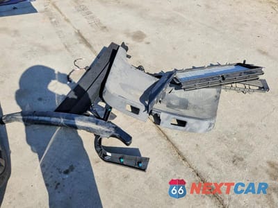 Zdjęcie 13 z 14 samochodu: 2020 TESLA MODEL S VIN:5YJSA1E2XLF354135 - miniatura