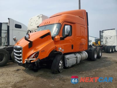 2019 FREIGHTLINER CASCADIA 116 SEMI TRUCK 3AKJHPDV9KSKY9096 - główne zdjęcie licytacji z USA - miniatura