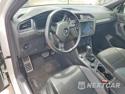 Zdjęcie 8 z 12 samochodu: 2019 VOLKSWAGEN TIGUAN SE/SEL/SEL R-LINE JET-BLACK/SEL R-LINE VIN:3VV2B7AX8KM120105 - miniatura