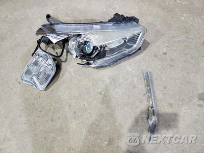 Zdjęcie 13 z 14 samochodu: 2017 FORD ESCAPE SE VIN:1FMCU9GD3HUC41484 - miniatura