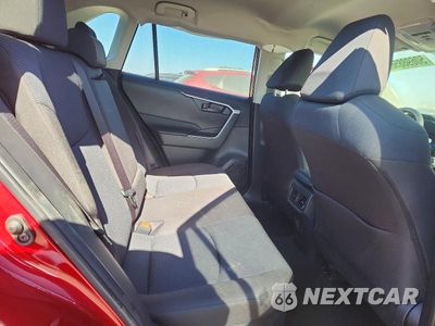 Zdjęcie 10 z 12 samochodu: 2024 TOYOTA RAV4 LE VIN:JTMMWRFV7RD268637 - miniatura