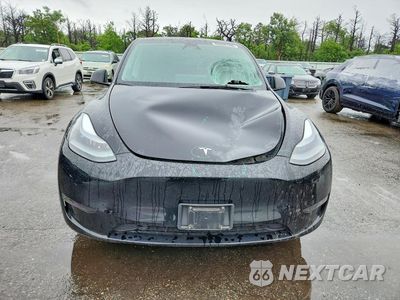 Piąte zdjęcie samochodu w środku: 2023 TESLA MODEL Y VIN:7SAYGDEE5PF835455 - miniatura