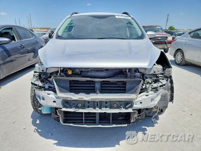 Piąte zdjęcie samochodu w środku: 2018 FORD ESCAPE SE VIN:1FMCU0GD0JUC46790 - miniatura
