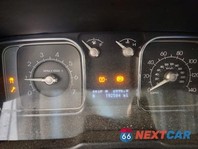 Zdjęcie 9 z 13 samochodu: 2008 LINCOLN MKX VIN:2LMDU88C48BJ07274 - miniatura