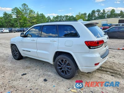 Drugie zdjęcie samochodu z przodu: 2018 JEEP GRAND CHEROKEE LAREDO VIN:1C4RJEAG0JC460241 - miniatura