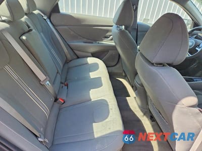 Zdjęcie 10 z 12 samochodu: 2025 HYUNDAI ELANTRA SEL VIN:KMHLS4DG1SU920944 - miniatura