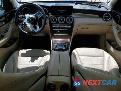 Zdjęcie 8 z 13 samochodu: 2022 MERCEDES-BENZ GLC 300 VIN:W1N0G8DB5NV399805 - miniatura