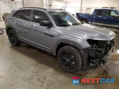 Czwarte zdjęcie samochodu z boku: 2025 VOLKSWAGEN ATLAS CROSS SPORT SEL R-LINE VIN:1V2AE2CA1SC206160 - miniatura