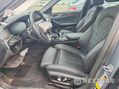 Zdjęcie 7 z 12 samochodu: 2023 BMW 540 XI VIN:WBA73BJ09PCN32935 - miniatura