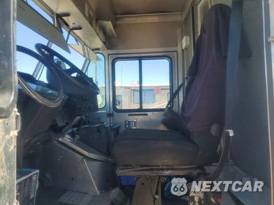 Zdjęcie 7 z 13 samochodu: 2021 FREIGHTLINER MT55 CHASSIS FOOD TRUCK VIN:4UZAARFC7MCMU5567 - miniatura