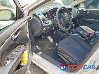 Zdjęcie 8 z 12 samochodu: 2014 DODGE DART SE VIN:1C3CDFAA5ED702329 - miniatura