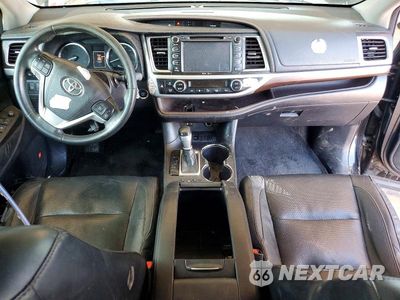 Zdjęcie 8 z 13 samochodu: 2015 TOYOTA HIGHLANDER LIMITED VIN:5TDYKRFH9FS075333 - miniatura