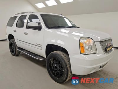 Czwarte zdjęcie samochodu z boku: 2013 GMC YUKON DENALI VIN:1GKS2EEFXDR300955 - miniatura
