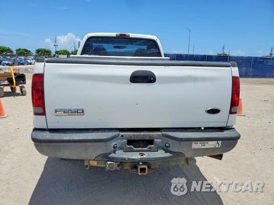 Zdjęcie 6 z 12 samochodu: 2005 FORD F250 SUPER DUTY VIN:1FTNF20595EC19514 - miniatura