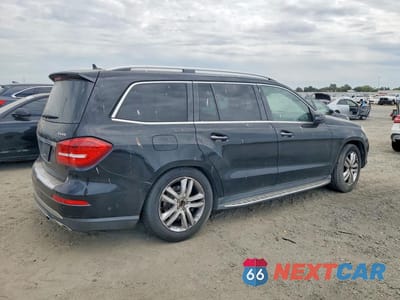 Trzecie zdjęcie samochodu z tyłu: 2017 MERCEDES-BENZ GLS 450 4MATIC VIN:4JGDF6EE8HA785294 - miniatura