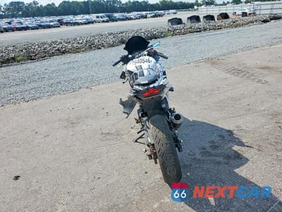 Czwarte zdjęcie samochodu z boku: 2023 KAWASAKI EX400 VIN:JKAEXKH11PDAR1922 - miniatura