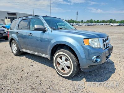 Czwarte zdjęcie samochodu z boku: 2012 FORD ESCAPE XLT VIN:1FMCU9DG2CKB28287 - miniatura