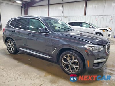 Czwarte zdjęcie samochodu z boku: 2021 BMW X3 XDRIVE30I VIN:5UXTY5C09M9E16727 - miniatura