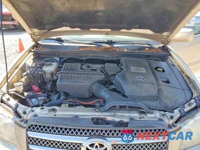Zdjęcie 12 z 13 samochodu: 2006 TOYOTA HIGHLANDER HYBRID VIN:JTEEW21A960031484 - miniatura