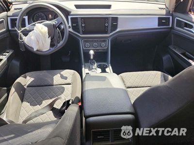 Zdjęcie 8 z 13 samochodu: 2018 VOLKSWAGEN ATLAS VIN:1V2BR2CA9JC505368 - miniatura