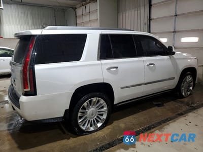 Trzecie zdjęcie samochodu z tyłu: 2017 CADILLAC ESCALADE PLATINUM VIN:1GYS4DKJ3HR136781 - miniatura