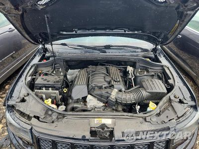 Zdjęcie 20 z 22 samochodu: 2018 JEEP GRAND CHEROKEE SRT-8 VIN:1C4RJFDJ6JC299441 - miniatura